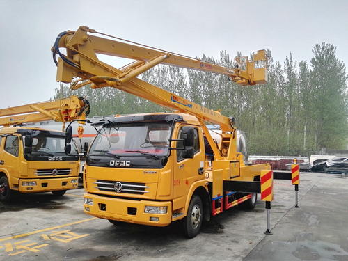 高空作業(yè)平臺(tái)車(chē)出租